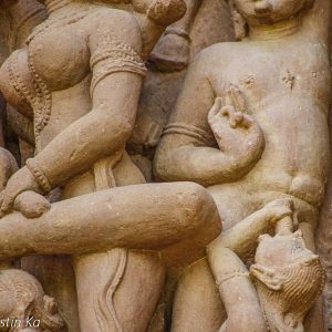 Statues érotique, couple, jain, grand temple, fellation, bas relief, Khajurâho, Inde